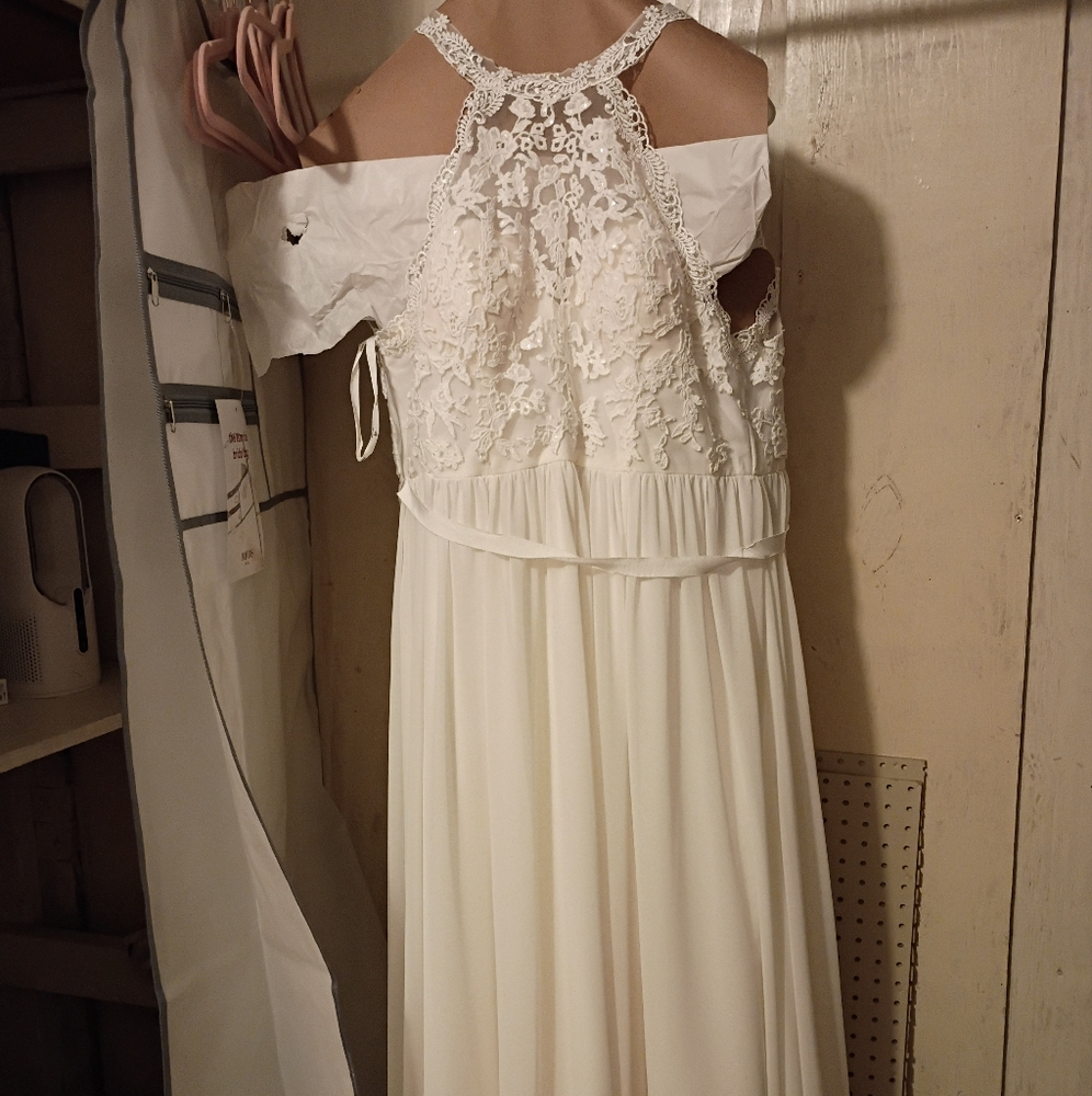 Elegant White Lace Women's Dress, Size 14